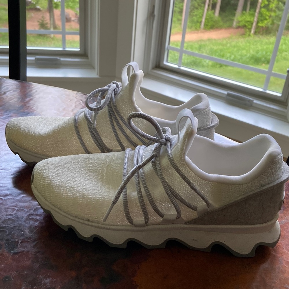 Sorel white with gray athletic shoes size 10